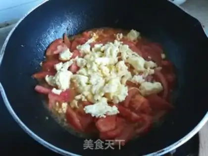 Make Tomato eggs for noodles step 5