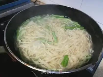 Make Tomato eggs for noodles step 6
