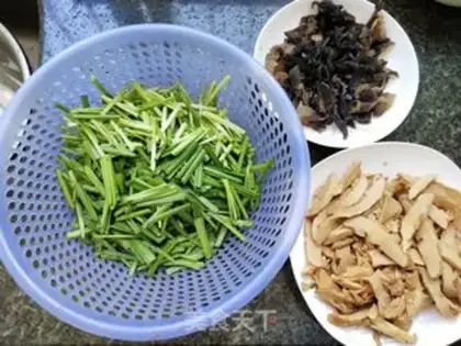 Make Vegetable spring rolls step 1