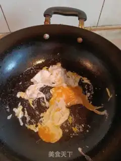Make Red intestinal fried rice step 1