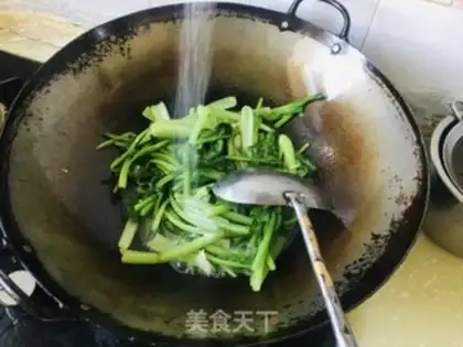 Make Garlic sauce step 3