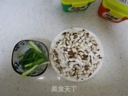 Make Frozen gravy sauce step 1