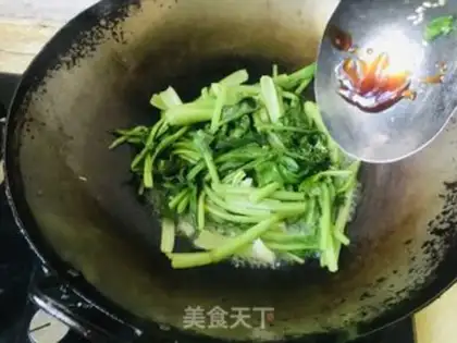 Make Garlic sauce step 4