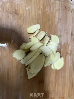 Make Pig-foot ginger step 1