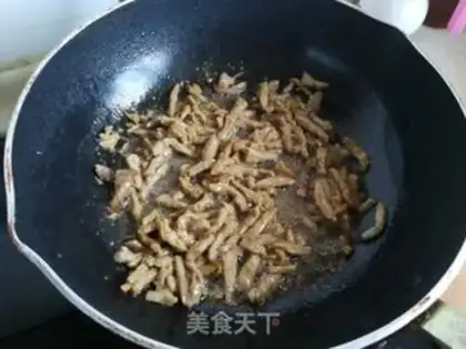 Make Onion bean fried meat step 4