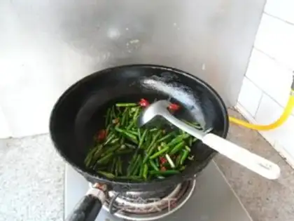 Make Spicy garlic step 7