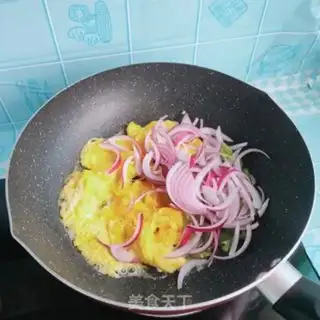Make Egg onions step 3