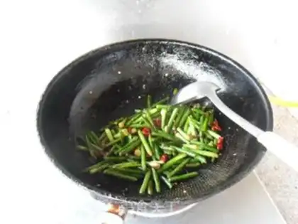 Make Spicy garlic step 9