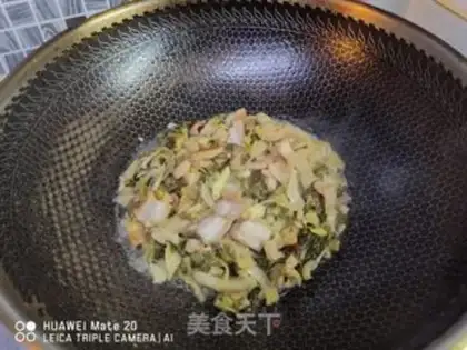 Make Five flowers and sour sauce step 4
