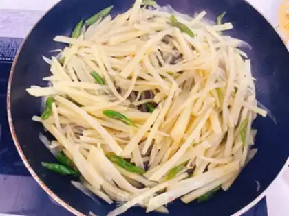 Make Spicy potatoes step 3