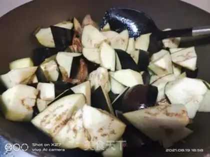 Make Five flowers for eggplant step 3