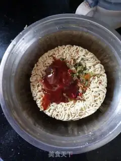 Make Super bubble noodles step 1