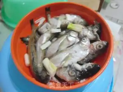 Make Dried fish step 1