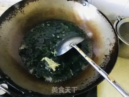 Make Squirty-ball seafood soup step 3