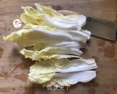 Make Creaming cabbage step 1