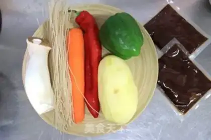 Make Tomato soup beef pan step 1
