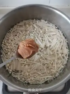 Make The ginseng shrimp dress with soup step 2