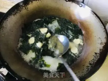 Make Squirty-ball seafood soup step 6