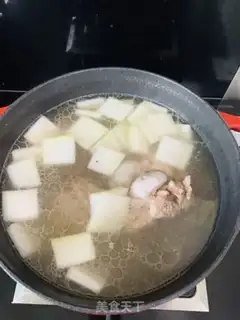 Make Big bones for a melon step 3