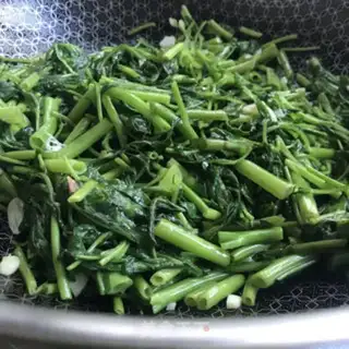 Make Tea and oil and cabbage step 6