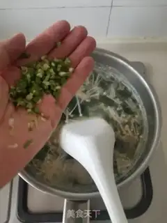 Make The ginseng shrimp dress with soup step 6