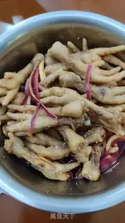 Make Thai juice with chicken claws step 7