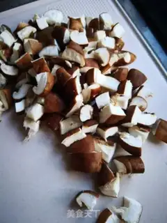Make Spades for mushrooms step 1