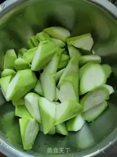 Make Pork melon soup step 0