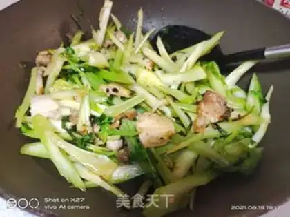 Make Five-flower celery step 3