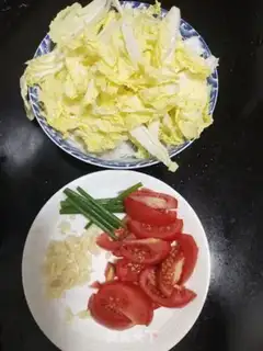 Make Tomato dolls step 0