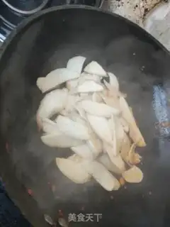 Make Five bouquets of apricot mushroom step 5