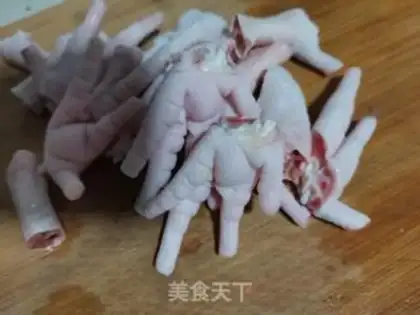 Make Sour chicken claws step 0
