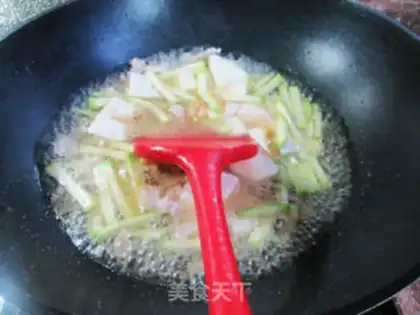 Make Squeeze the raisins and tofu step 5