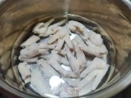 Make Sour chicken claws step 2