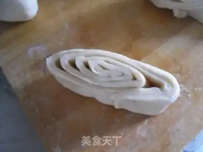 Make Olive oil rolls step 7