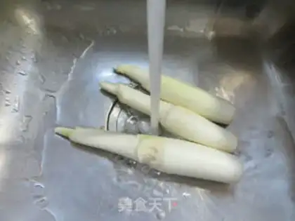 Make Sausage squid step 1
