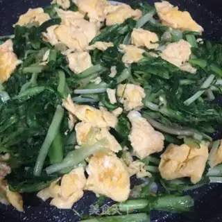 Make Eggs and curry step 4