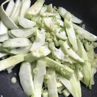 Make walnut oil and silk melon step 4
