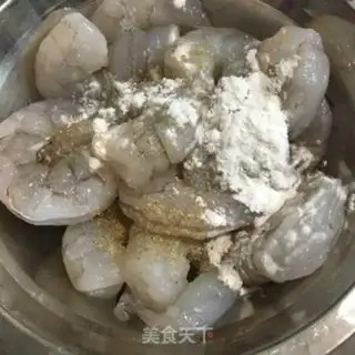 Make Shrimp is three colors step 0