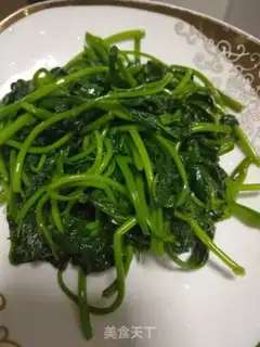 Make Fried potato leaves step 4