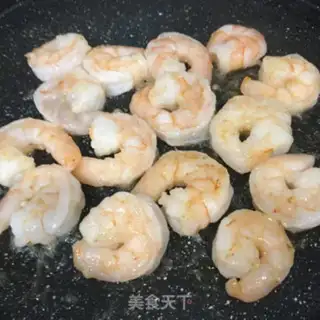Make Shrimp is three colors step 6