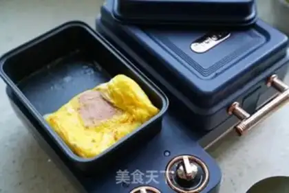 Make Lunch omelet step 5