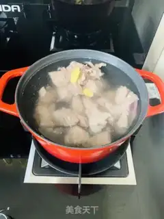 Make Frecklebone soup step 1