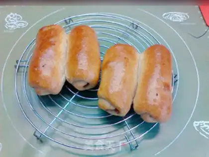 Make Black whole wheat salami roll step 14