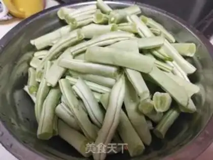Make Five flowers and no old beans step 1