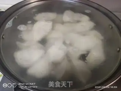 Make radish and meat dumplings step 6