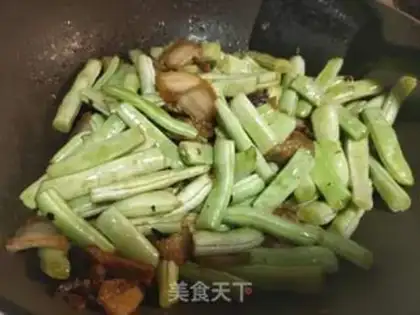 Make Five flowers and no old beans step 4
