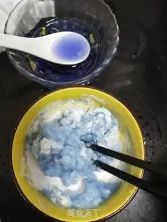 Make Ice, cold moon cake step 3