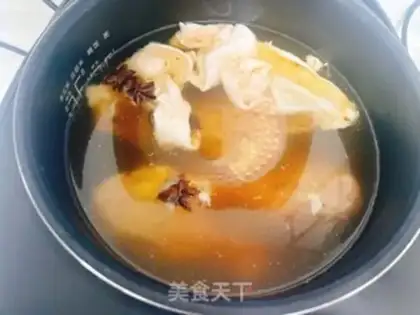Make Chicken legs and mashed potatoes step 1