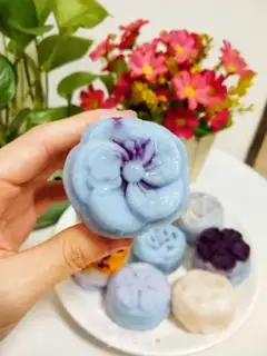 Make Ice, cold moon cake step 11